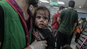<イスラエル-パレスチナ>ガザ病院爆破報道で加熱する「憎悪」の連鎖…人道的危機から生まれる暴動と差別が加速する前に、国際社会に求められるもの