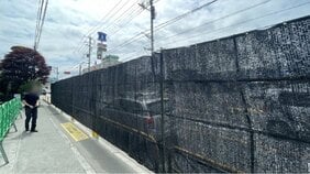 「感じ悪いですよ」「設置はしょうがないですね」富士山ローソンの黒幕設置に地元民からは賛成・中立・反対の声「外国人観光客のマナー違反は問題だけど」