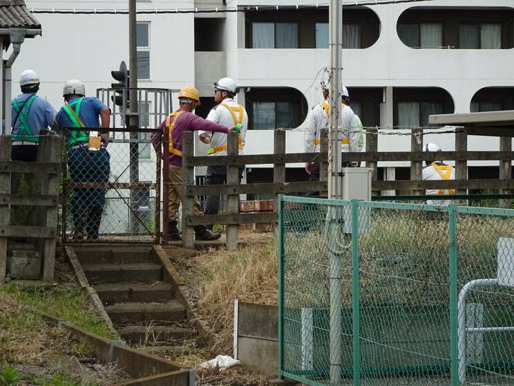 《特急スペーシアX・4人死亡》作業員4人が線路内にいるのに「退避完了」の合図…見張員同士は“意思疎通できず”、東武鉄道も「なぜ合図が上げられたのか…」_15