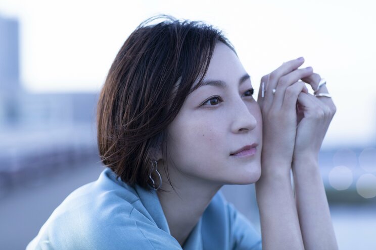 「ありのままのヒロスエを見て」女優・広末涼子の２年間を追った写真集が発売_02