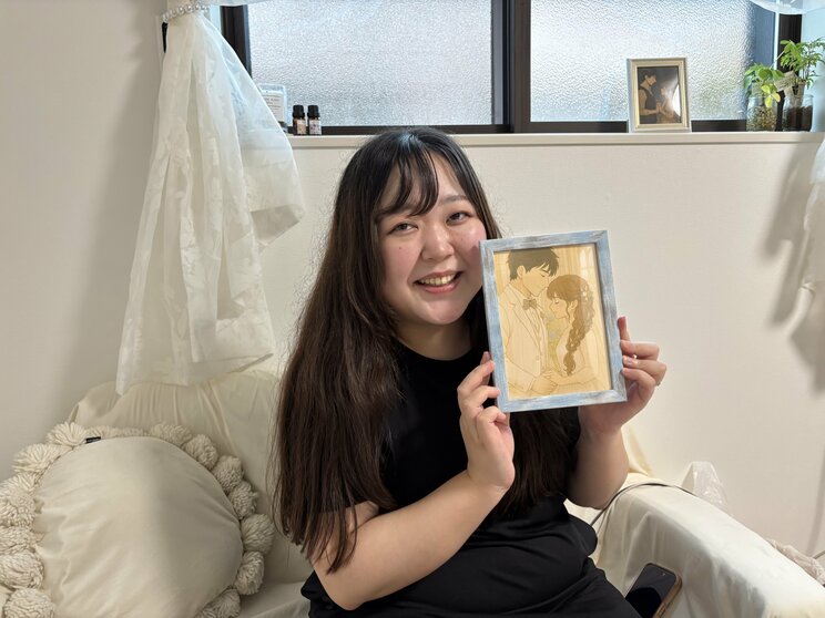 幸せそうなkanoさん（写真／集英社オンライン）