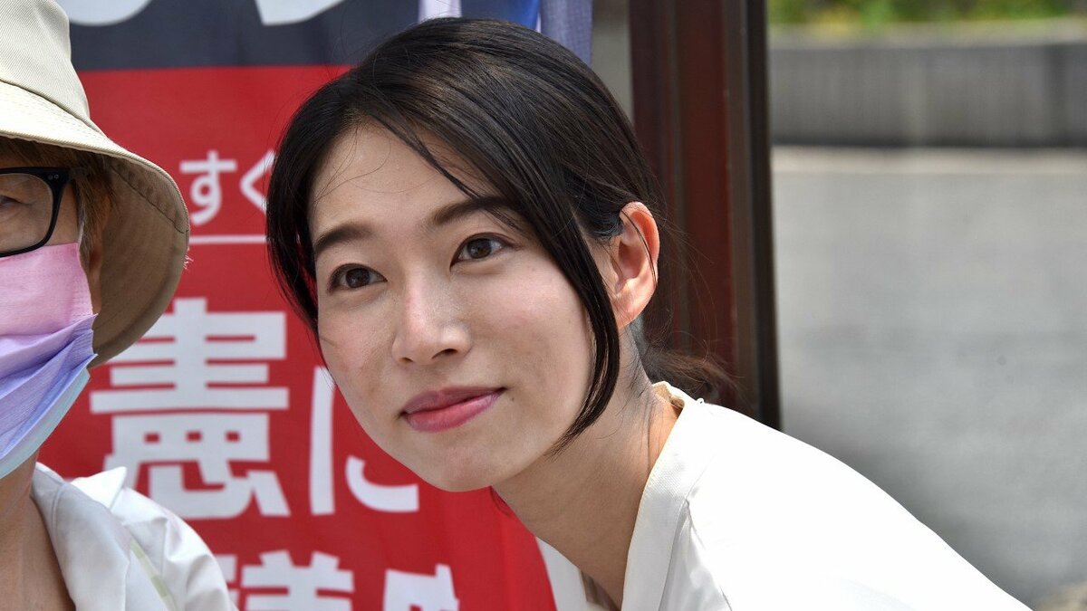 今井 瑠々 何者