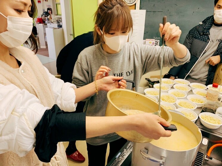 「日本人は災害時でも甘えないで我慢しがち」防災士・紗栄子が訴える、備蓄と助け合いの重要性_07