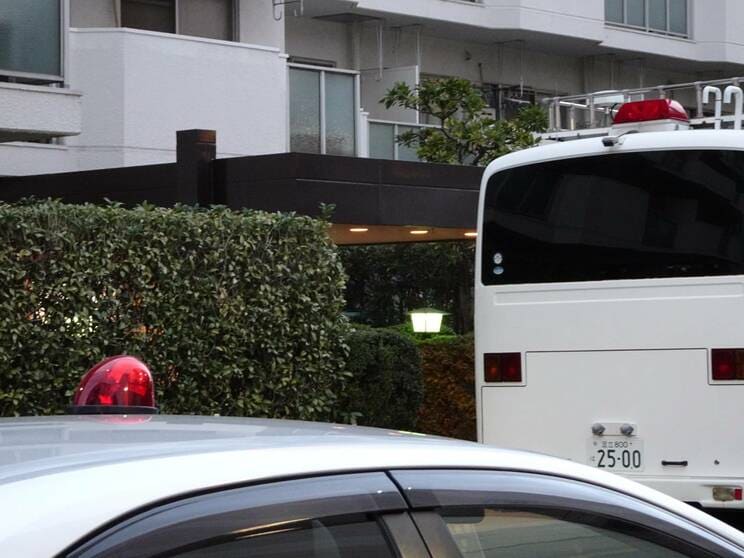 現場となったマンション（撮影／集英社オンライン）