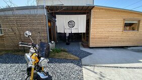 人生相談、写真集オタク、バイク野郎……個性派店主が営む独立書店オススメ3選