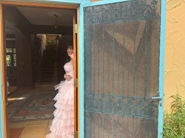 グラビア撮影に挑む竹中知華アナウンサー