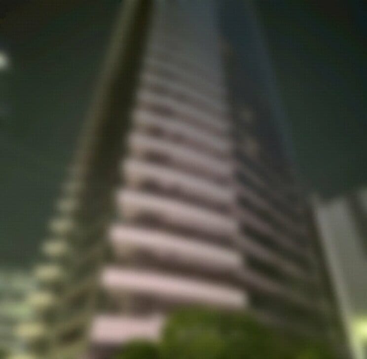 現場となったタワーマンション（撮影/集英社オンライン）