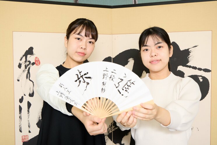 〈囲碁・女流棋聖戦挑戦者決定戦〉上野愛咲美・梨紗姉妹が決勝で激突「妹は勢いがあるし、おもしろい手合いになる」「姉はNHK方式では最強」。お互いの手の内は「だいたいわかってる」_6