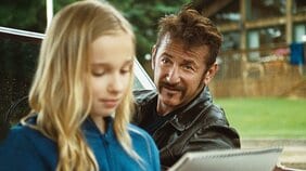 『フラッグ・デイ 父を想う日』|名優にして名監督。希少価値が高い男ショーン・ペンの最高傑作かも【売れている映画は面白いのか|菊地成孔】