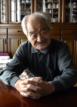 2025年10月29日、証言する清水英男さん（撮影／集英社オンライン）