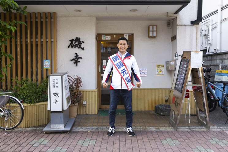 〈東京15区補選・決戦間近〉「与党もダメ、野党もダメ」議員バッジを外して挑む須藤元気「失われた30年ではなく、政府によって“奪われた30年”を取りもどしたい」_6