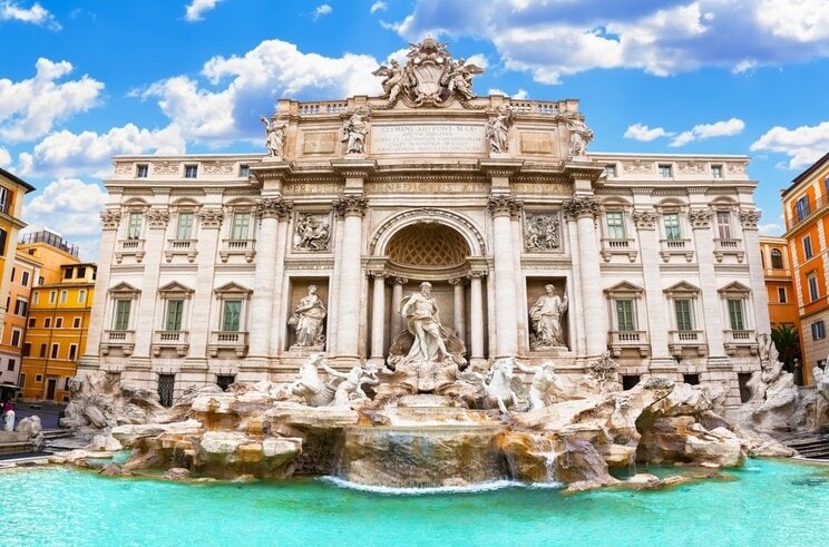 トリビアの泉の元ネタでイタリア・ローマにある「トレビの泉」（画像/ Shutterstock）