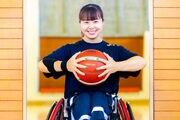 ピンクのネイルで放つスリーポイントシュート…“負けず嫌い”が挑む二度目のパラリンピック 車いすバスケットボール柳本あまね