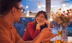 「褒める」「相槌を打つ」は、実は婚活ではNG? コミュ力が確実にあがる、会話で“パンツ”を脱ぐ3つの方法