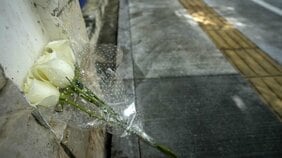 〈中国・日本人男児刺殺〉「急に石を投げられ…」ヘイトを隠さない中国人たち。世界の日本人学校での風当たりは?「国へ帰れ!」や“つり目ポーズ”をされることも…