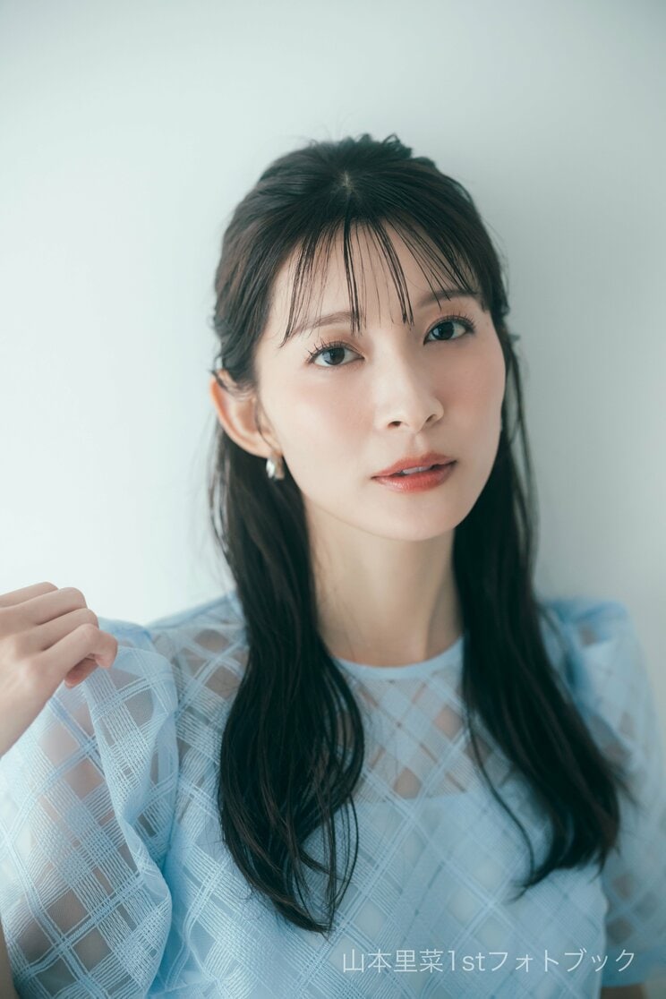 山本里菜1stフォトブック「りな、です」より　写真／東京祐