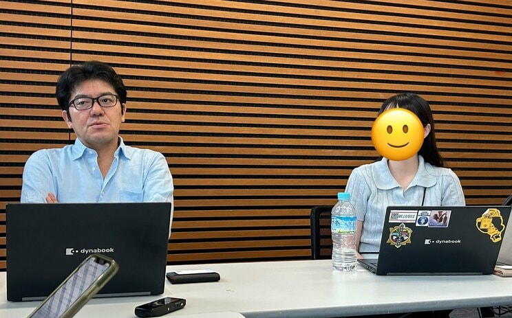 取材に答える佐藤貴博氏と中村花乃子氏（撮影/木下未希）
