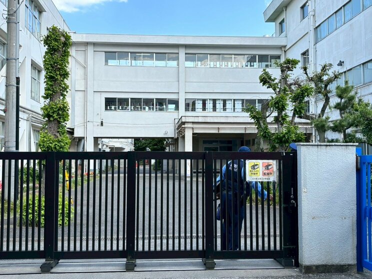 立川市立第三小学校（撮影/集英社オンライン）