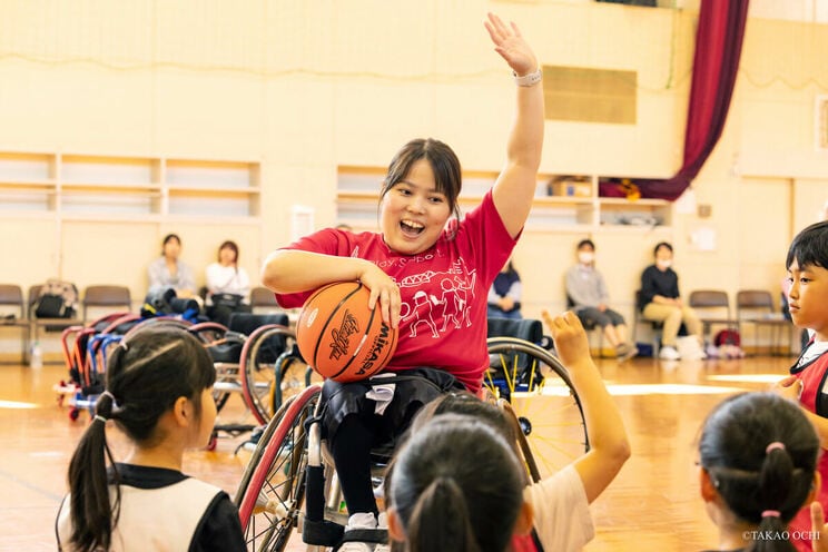 職員として在籍する元日本代表女子メンバーの北間優衣さん。イベントの講師役も務める