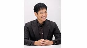 「心は10歳」「セクシートークはそろそろ卒業」デビュー30周年の沢村一樹が新ドラマ『ボーダーズ』で見せる新たな一面
