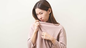 “湯船に浸からないと体臭がキツくなる説”の真相は？　お風呂の専門家に聞いた衝撃回答…〈冬も気になる体臭予防策つき〉