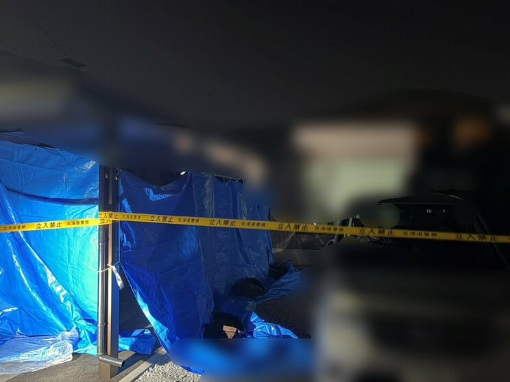 
家宅捜索が入った夫婦が住んでいた一軒家（撮影／集英社オンライン）
