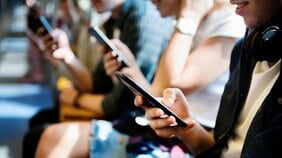 今すぐ「何者か」になりたいZ世代がヲタ活にはまるワケ…自分がオタクであると発信することはアイデンティティを発信することと同義なのか