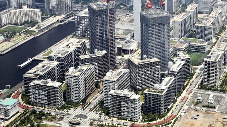 晴海フラッグ（写真／共同通信社）