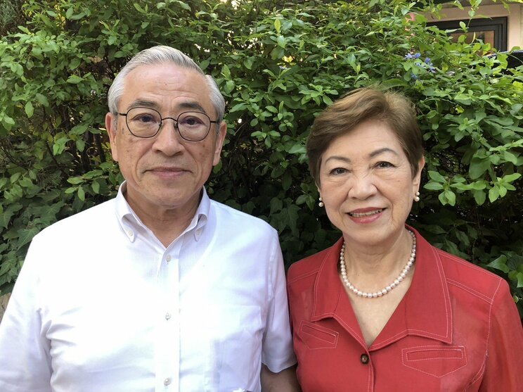 弟の啓介さんと妹の佳子さん