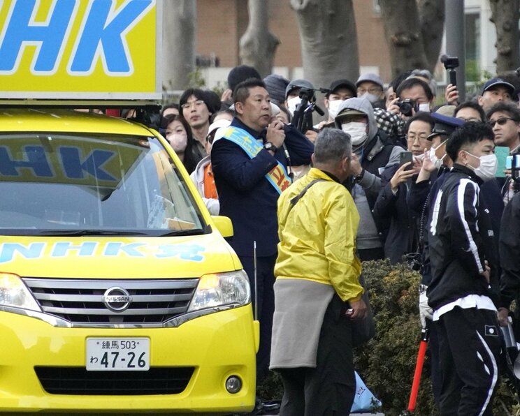 〈NHK党・立花氏襲撃〉「ブザーの音が鳴り金属製の筒が落ちた」負傷後も7分間スピーチ「NHKをぶっこわーす」逮捕された無職男は「失敗しちゃった…」衝撃の現場レポート_5