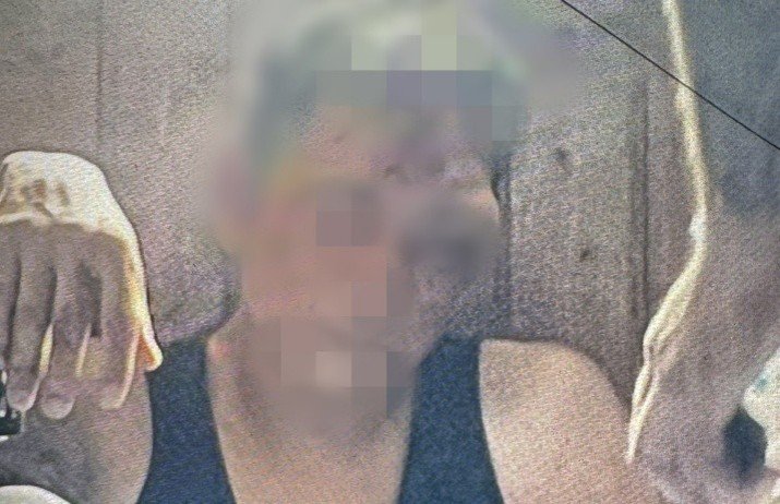 中根容疑者が周囲に送っていた暴行画像