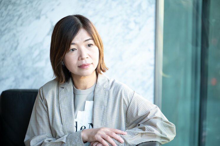 父を亡くした今の率直な思いを語る大久保