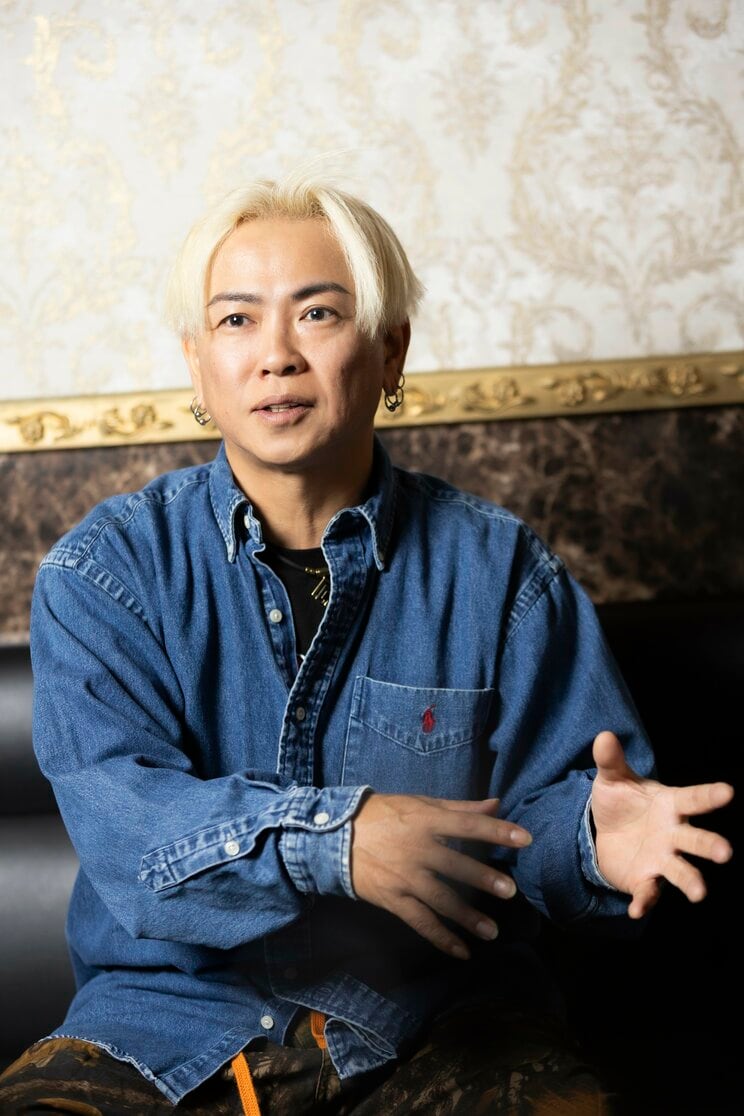 実業家になった理由は「仲間を守るため」と語ったけんじ　撮影／矢島泰輔