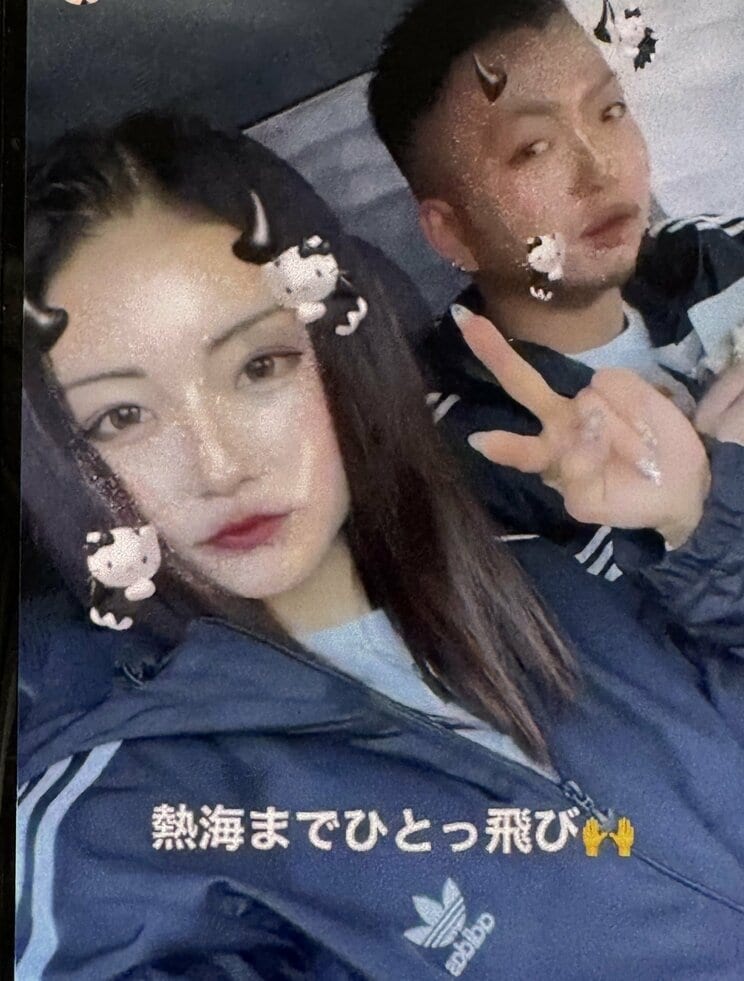 〈千葉・夫婦喧嘩の末に夫を包丁で…〉「ギャルで腰のタトゥーが目立っていたけど…」逮捕された妻（27）は「子煩悩」のいっぽう、夫が倒れた現場に小さな娘を放置して…_15