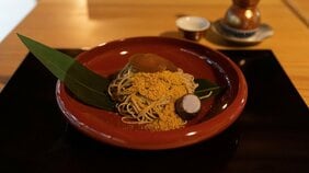 築百年の数寄屋造りでからすみ蕎麦。「ありそうでない」がぎっしり詰まった鎌倉・材木座の「月と松」