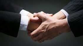 「国民がXで抗議してもブロック」口利き、パー券、バラマキ、増税の地獄ループ…絶望の自民党政治はどうやったら止まるか「彼らは支援団体の意見ばかり聞く」