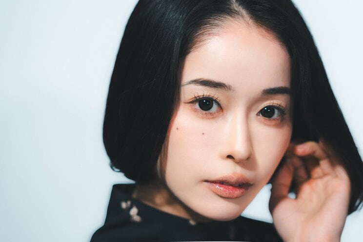 「母に嫌われたくなかった」MINAMOが初小説で描いた執着…母は祖母と絶縁、それでも“毒親とは思わない”理由_12