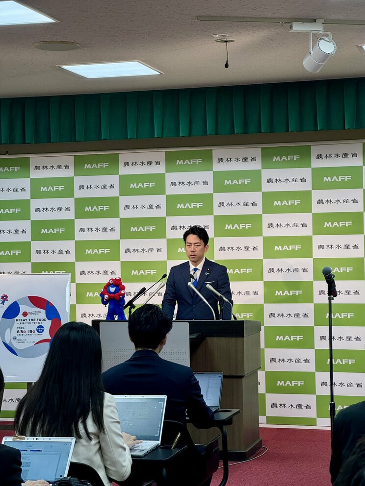 6月10日に新たに20万トンを放出することを決定した小泉進次郎農林水産相