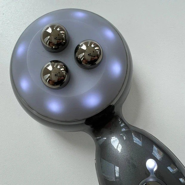 エラ張り、フェイスラインのもたつきケア美顔器【マキアエディターズの「オッス!推しコス」】_3