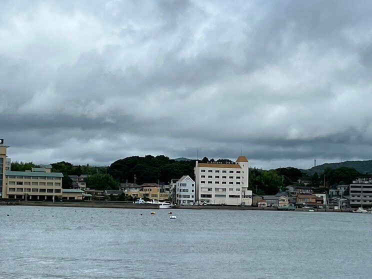 〈売春島と呼ばれた島③〉「相方のヤクザに200万円で売り飛ばされてここにきた」元娼婦が語る身売りからギャンブル、クスリ漬けの日々…それでも「ここは青春の島やった」と語れる理由_47