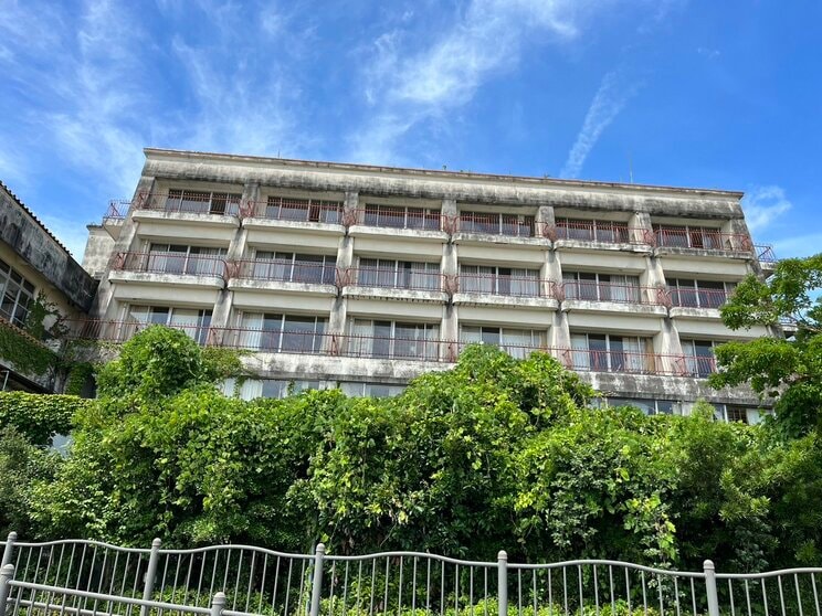 〈売春島と呼ばれた島③〉「相方のヤクザに200万円で売り飛ばされてここにきた」元娼婦が語る身売りからギャンブル、クスリ漬けの日々…それでも「ここは青春の島やった」と語れる理由_33