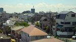 自宅の庭でBBQはマナー違反なのか?「昼ならいいでしょ」「煙や臭いが迷惑」と大激論 弁護士が指摘する“法的リスク”
