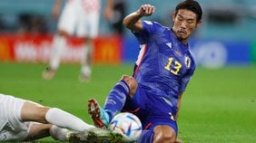 【決勝T進出の立役者】一日1000回謝ってチームに順応…ポルトガルで守田英正の評価が爆上がり中!