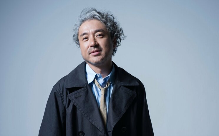 共演者たちとの楽しいエピソードを話したムロツヨシ（撮影／廣瀬靖士）