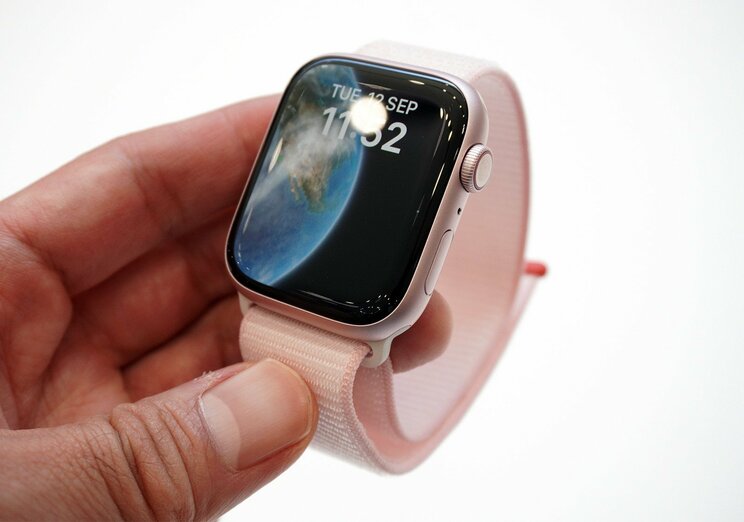 Apple初のカーボンニュートラル製品「Apple Watch Series 9」と「Apple Watch Ultra 2」をひと足先に体験！　指先タップだけで操作できる画期的機能の実用性は？_01