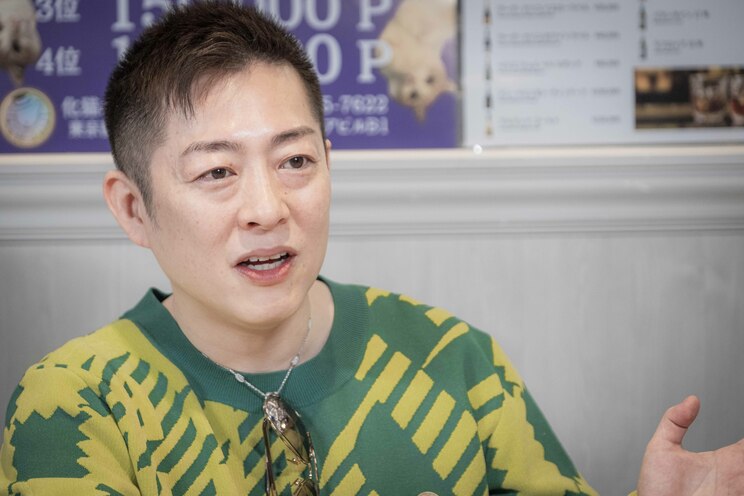 現在はAV男優業は休業中で、ポーカーのプレイヤーとして世界中の大会に参戦するとともに、新橋でポーカーハウスを経営。一等地に店を構えるだけに、開店当初は経営に非常に苦労したという