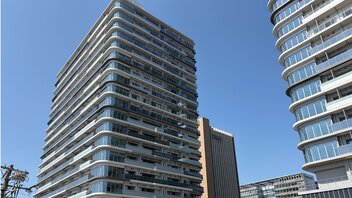 「一生、銀行の奴隷」「バカが組むもの」片山財務相も懸念する“50年住宅ローン”は破滅への入口か、それとも若者の希望か
