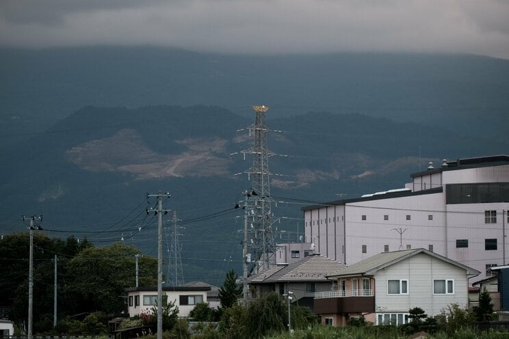 〈はげ山写真あり〉太陽光発電にNO！ 福島市が「ノーモア メガソーラー宣言」を公表した理由。住民は「自然破壊でクマなどの野生動物が出没」「土砂災害が起きれば孤立集落に」_4