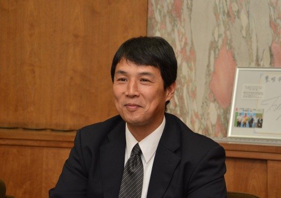 豊明市市長の小浮正典氏（豊明市HPより）