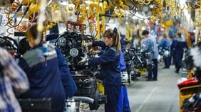 私たちは自ら進んでテック富豪たちの「農奴」になったのだ…便利さ・快適さと引き換えに喜んで与え、無意識に失ってしまったものの正体